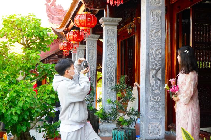 ‘Phim trường ảnh tết’ thu hút giới trẻ bậc nhất ở miền Tây- Ảnh 7.