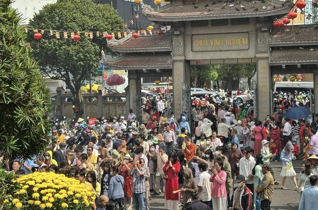 Lịch âm hôm nay 2.2: Rằm tháng chạp cuối cùng năm Ất Tỵ có gì đặc biệt? - Ảnh 1.