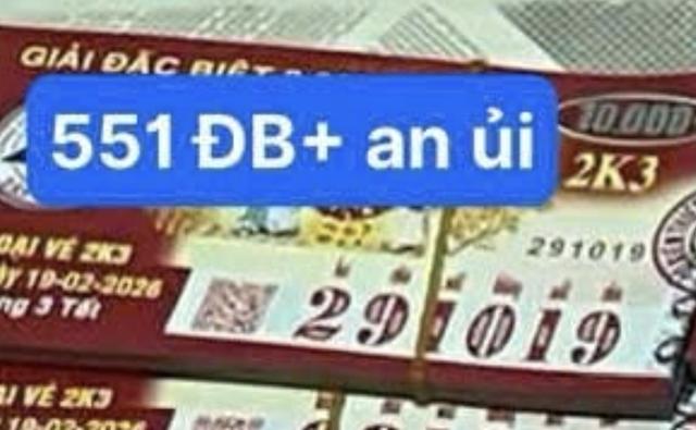 Lộ diện cọc vé trúng 33 tỉ xổ số miền Nam ở TP.HCM, nhiều người mua trúng- Ảnh 1.