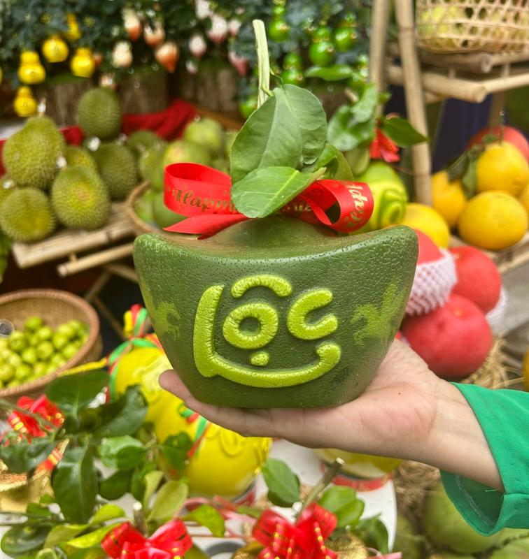 Bưởi mini thỏi vàng tài lộc 'bán bao nhiêu cũng hết' dịp tết - Ảnh 3.