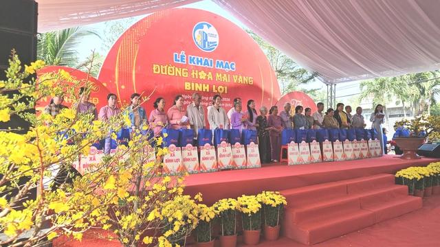 Độc đáo đường hoa mai vàng Bình Lợi rực rỡ chào xuân Bính Ngọ 2026- Ảnh 2.