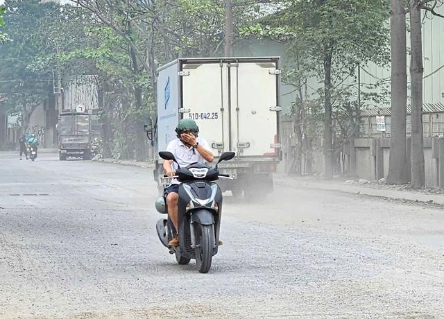 7 năm mòn mỏi đi nhờ đường xe container, cư dân chung cư TP.HCM nhận tin vui - Ảnh 1.