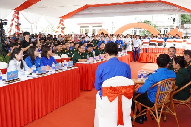Anh hùng Phạm Tuân và 2 ‘vé vớt’ định mệnh trở phi hành gia vũ vụ - Ảnh 3.