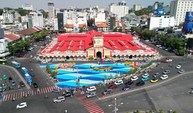 TP.HCM cầu thị lắng nghe ý kiến người dân về chỉnh trang chợ Bến Thành, Hồ Con Rùa- Ảnh 3.