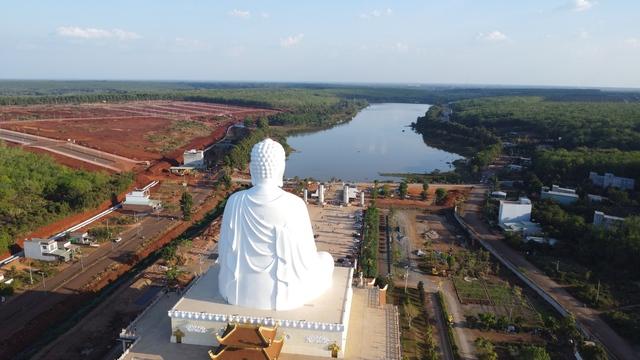 Du Xuân ngôi chùa có tượng Đức Phật Thích Ca tọa thiền cao nhất Đông Nam Á - Ảnh 8.