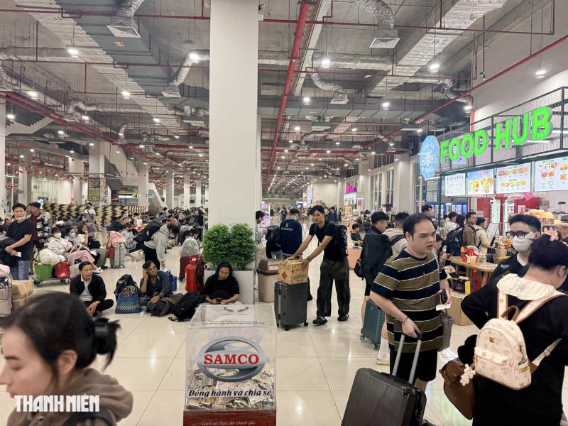 Lần đầu sau nhiều năm: Bến xe Miền Đông mới đông nghẹt khách dịp cận tết- Ảnh 7.