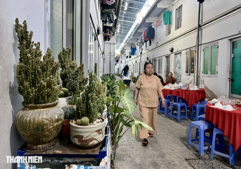 Chủ trọ chi 150 triệu đãi tất niên: Có 2 con dê, thực đơn 8 món- Ảnh 5.