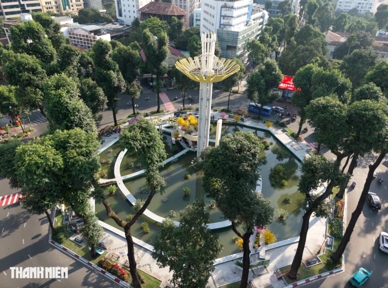 Ảnh mới nhất về Hồ Con Rùa, cầu thang bất ngờ được thay gam màu khác - Ảnh 2.