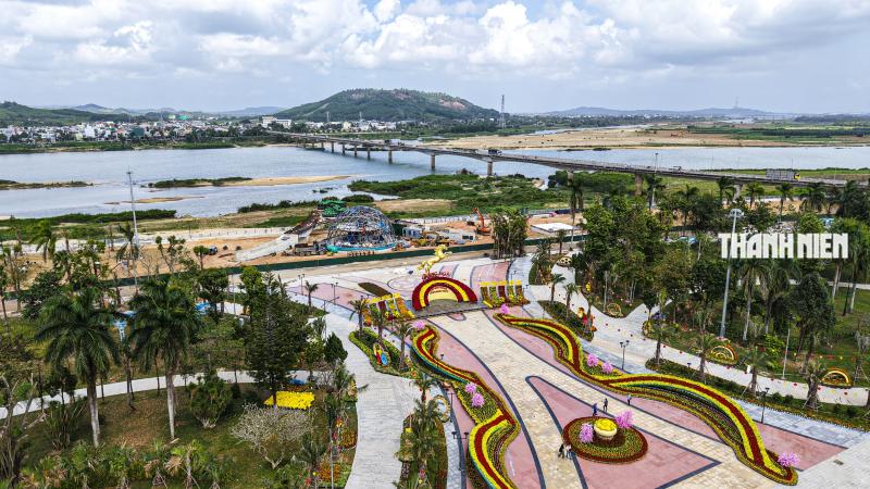 Ngựa vàng Quảng Ngãi cao 10 m 'có hồn' ở công viên Ba Tơ- Ảnh 10.