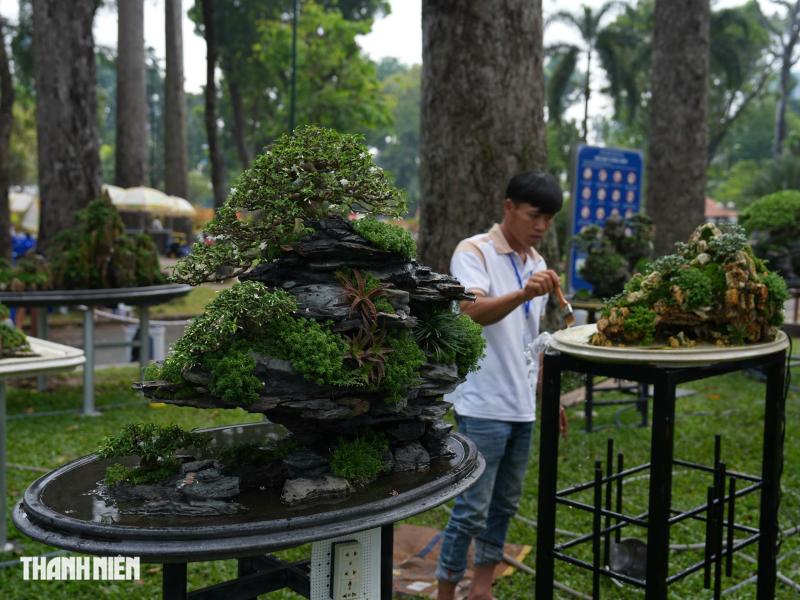 Toàn cảnh Hội hoa xuân ở trung tâm TP.HCM trước giờ khai mạc: Bên trong có gì?  - Ảnh 13.
