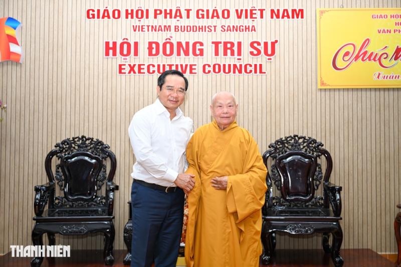 Chủ tịch UBND TP.HCM Nguyễn Văn Được thăm, chúc tết Giáo hội Phật giáo Việt Nam - Ảnh 1.