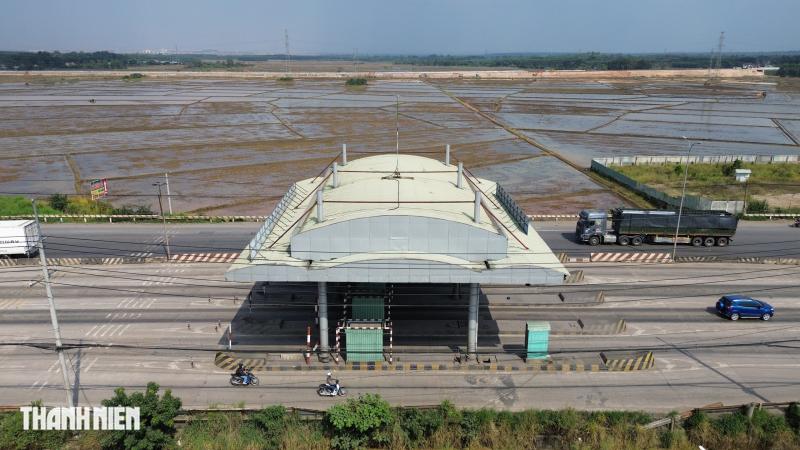Đồng Nai: Cận cảnh 2 trạm thu phí bỏ hoang trên quốc lộ 51- Ảnh 4.