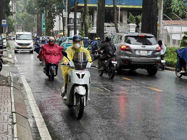 Mây âm u cả ngày, thời tiết TP.HCM tháng 2 thế nào? - Ảnh 1.