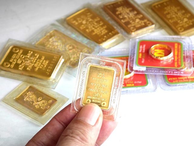 Mùng 6 tết, giá vàng tăng 2 triệu đồng trong tuần nhưng người mua vẫn lỗ- Ảnh 1.