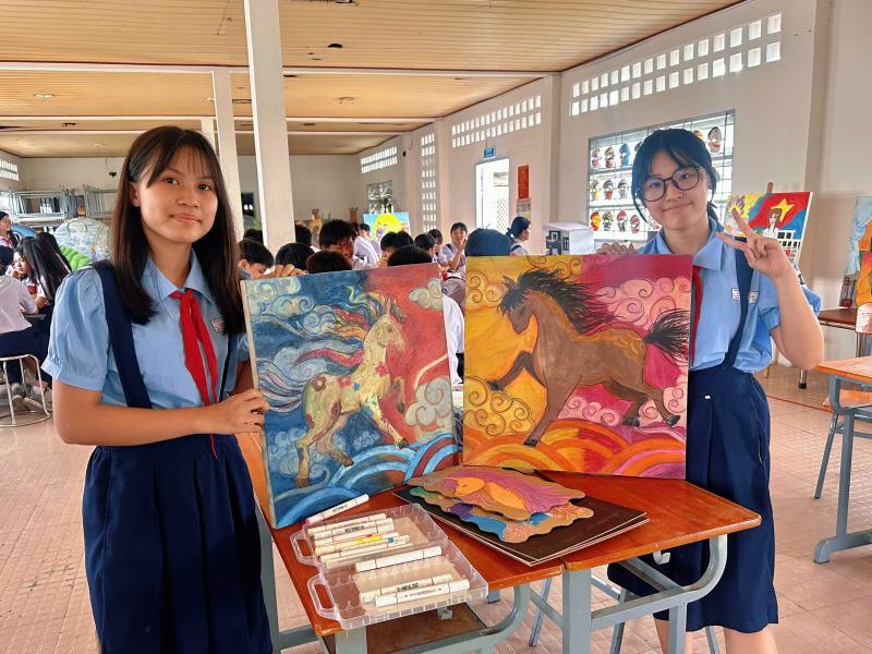 Tết Bính Ngọ: Độc đáo ngựa trong tranh của học sinh TP.HCM - Ảnh 1.