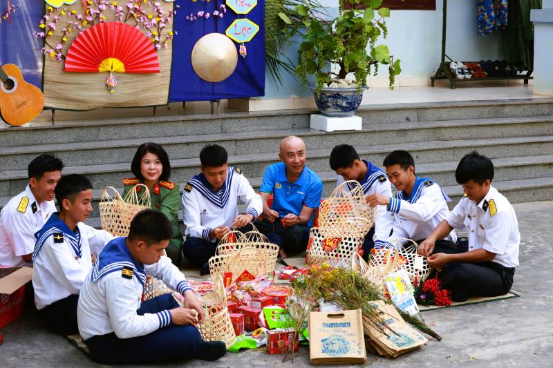 Tết ở Trường Sa - Kỳ 6: Những món quà đặc biệt- Ảnh 10.