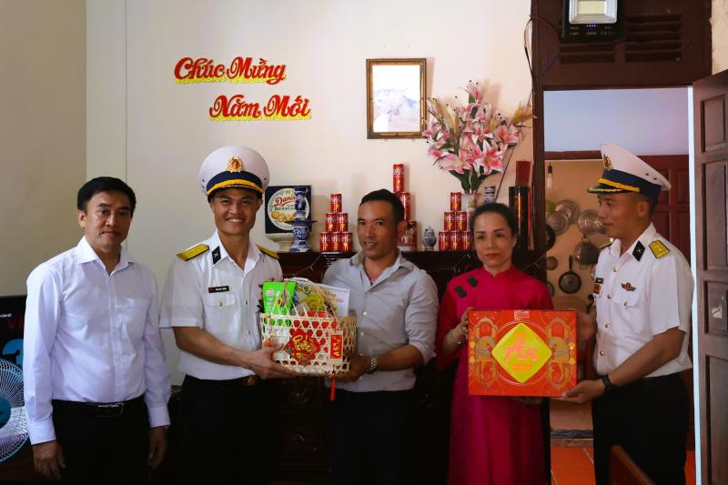 Tết ở Trường Sa - Kỳ 6: Những món quà đặc biệt- Ảnh 16.