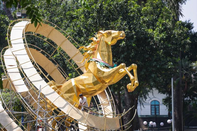 Lần đầu hội hoa xuân TP.HCM có diễu hành, trình diễn ngựa quốc tế ở Tao Đàn - Ảnh 6.