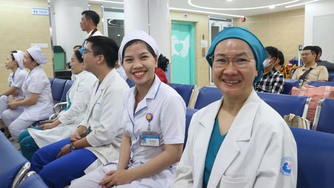 Ít ai biết tết của bác sĩ là thế này… - Ảnh 8.