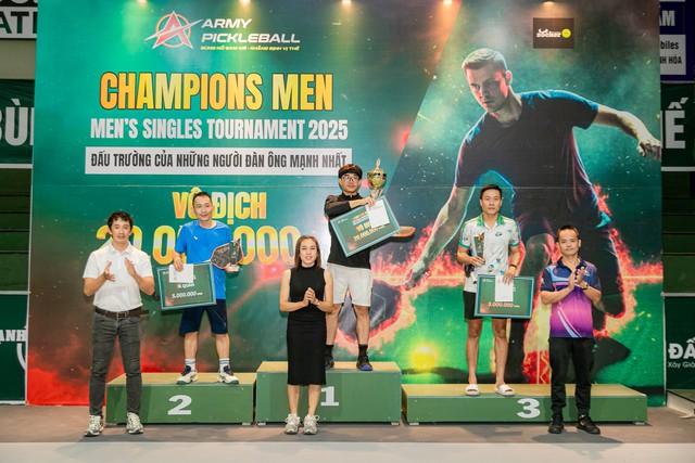 Kịch tính giải pickleball Champions Men 2025 tại Khánh Hòa- Ảnh 3.