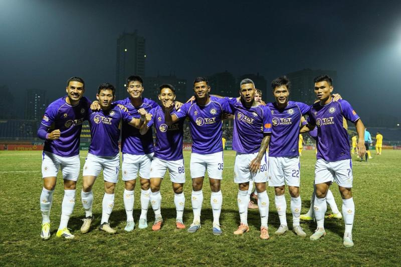 Chưa thể gạch tên CLB Hà Nội khỏi cuộc đua vô địch V-League- Ảnh 1.