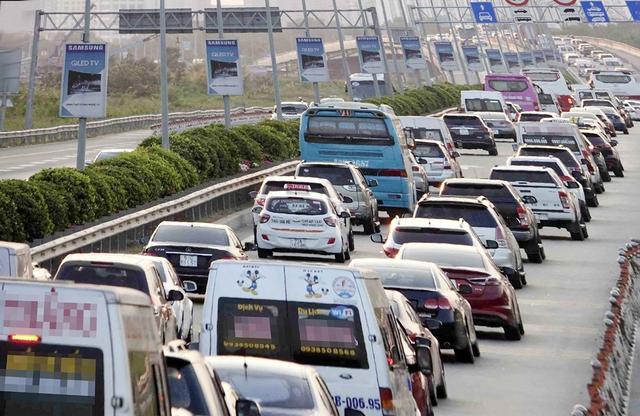 Cao tốc vẫn chưa hết bất cập- Ảnh 1.