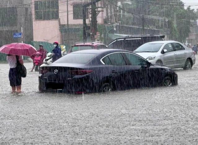 Miền Bắc nắng 3 ngày trước đợt không khí lạnh, miền Trung và Nam bộ mưa lớn - Ảnh 1.