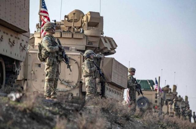 Lực lượng Mỹ rút khỏi căn cứ Al - Tanf ở Syria và chuyển sang Jordan - Ảnh 1.