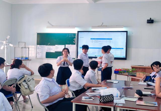 Tuyển sinh lớp 10 TP.HCM: Dự kiến xét tuyển ở 2 khu vực, thi sớm hơn  - Ảnh 2.