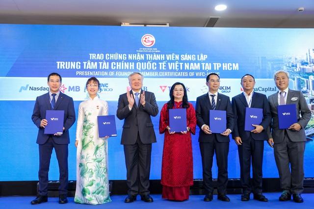 Lộ diện thành viên sáng lập Trung tâm Tài chính Quốc tế tại TP.HCM- Ảnh 1.