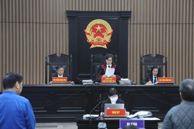 Tòa tháp VICEM 'đắp chiếu'10 năm, cựu tổng giám đốc 73 tuổi bị tuyên 16 năm tù - Ảnh 1.