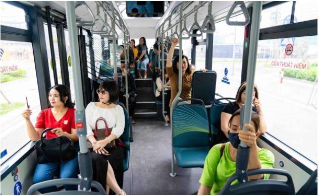Sẽ có nhiều tuyến xe buýt đưa người dân TP.HCM tới sân bay Long Thành - Ảnh 1.