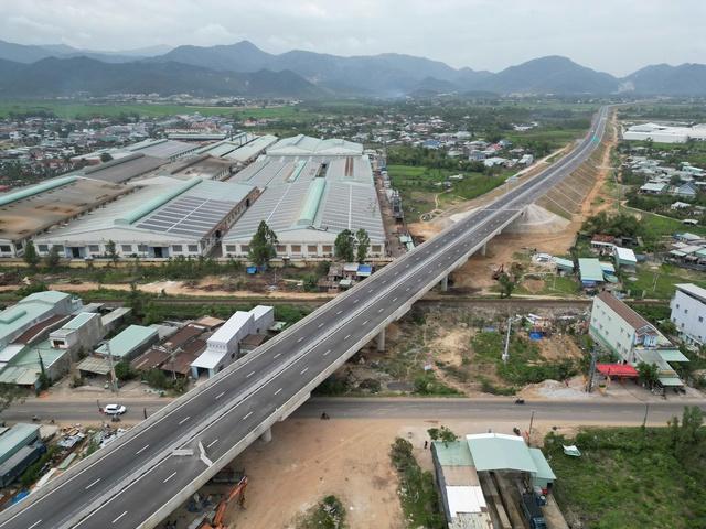 Cao tốc qua phía đông Gia Lai tiếp tục trễ hẹn thông xe dịp Tết- Ảnh 1.