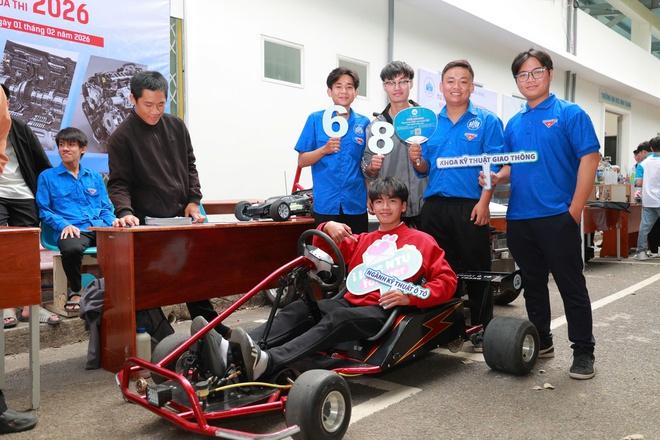 Tư vấn mùa thi 2026 tại Khánh Hòa: Sôi động không gian trải nghiệm ngành nghề- Ảnh 5.