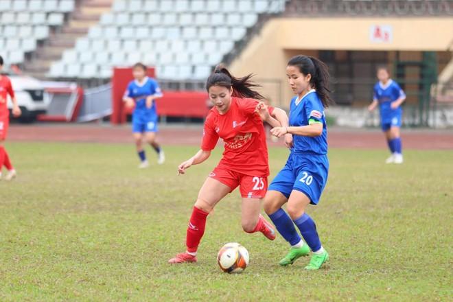 'Ngôi sao nhỏ' Hoàng Vân tỏa sáng, Phong Phú Hà Nam sớm vô địch U.19 quốc gia- Ảnh 1.