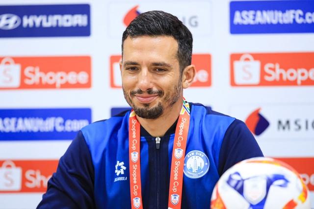 Sao nhập tịch Malaysia nói điều bất ngờ trận hòa Nam Định, vì sao Xuân Son vắng mặt?- Ảnh 2.