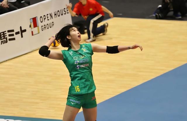 Thanh Thúy cùng CLB Gunma Green Wings 'lột xác', quật ngã đội ĐKVĐ giải Nhật Bản- Ảnh 1.