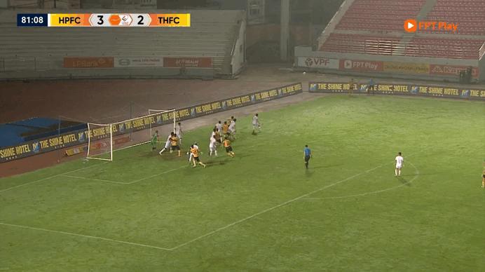 Thanh Hóa quá kiên cường, rượt đuổi tỷ số kịch tính: Hòa Hải Phòng 3-3, Rimario chói sáng - Ảnh 1.