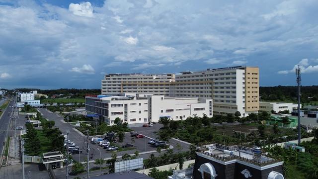 Vụ nổ tại Bệnh viện đa khoa Trà Vinh 2026: Nghi vấn xuất phát từ hộp bánh lạ - Ảnh 1.