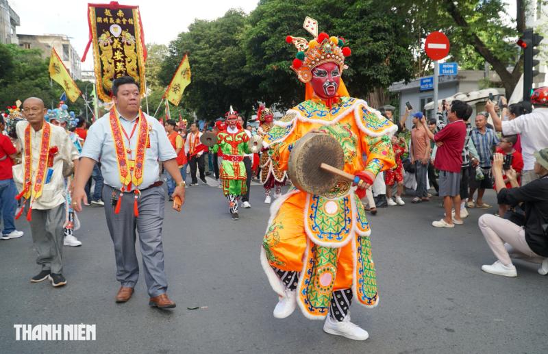 Khám phá lễ Nghinh Ông Quan Thánh Đế Quân xuất du tại Chợ Lớn - Ảnh 7.