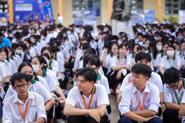 Chọn ngành học nào để không bị 'mắc kẹt' khi nghề nghiệp thay đổi? - Ảnh 4.