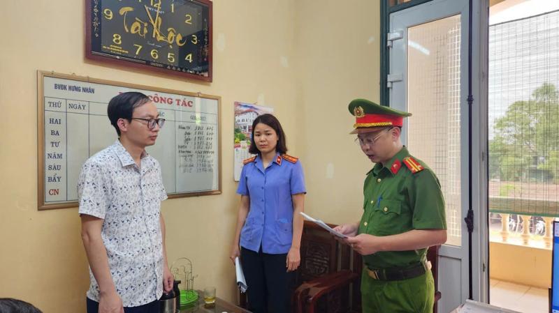 Hưng Yên: Khởi tố Phó giám đốc bệnh viện tiếp tay trục lợi tiền bảo hiểm- Ảnh 1.