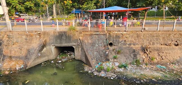 Kênh 19 Tháng 5 ô nhiễm nghiêm trọng: Sở Xây dựng TP.HCM nói gì về giải pháp? - Ảnh 3.