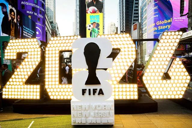 Bóng đá Việt Nam hưởng lợi từ World Cup- Ảnh 1.