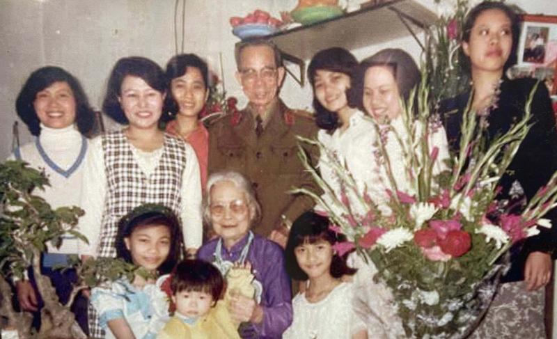Bữa cơm đoàn tụ sau ngày đất nước thống nhất của gia đình tướng Ba Quốc- Ảnh 3.