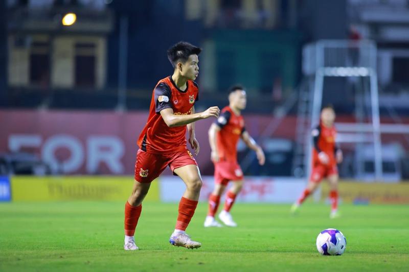 Bảng xếp hạng V-League mới nhất: Ninh Bình hồi sinh vững tốp 3, HAGL vẫn nguy cấp vì gần dưới đáy- Ảnh 3.