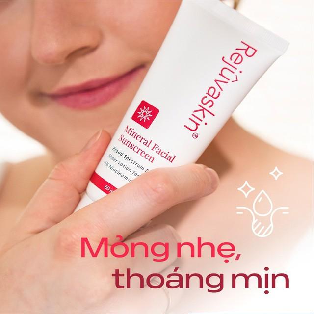 Lười makeup mùa nóng: 3 kem chống nắng nâng tone mịn lì, không nhờn, không vệt trắng - Ảnh 5.