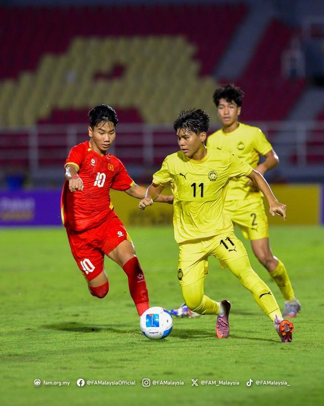 Báo Malaysia: ‘U.17 Việt Nam vô địch vì quá mạnh, chúng ta cố gắng trong vô vọng’- Ảnh 2.
