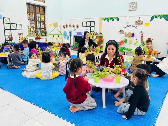 Bộ GD-ĐT nhiều lần chỉ đạo, giáo viên vẫn chờ thăng hạng - Ảnh 2.
