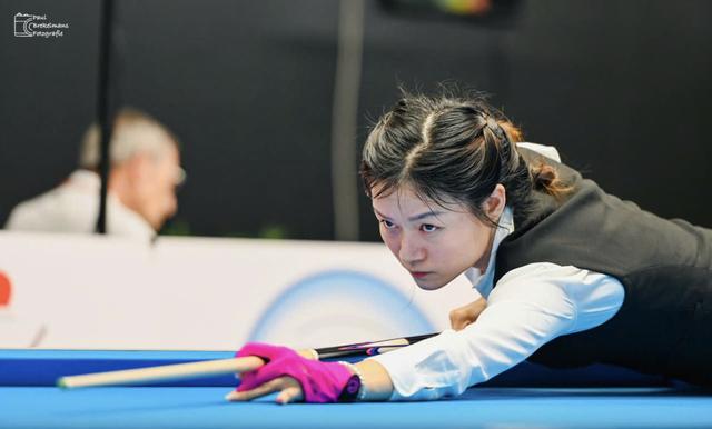 32 cơ thủ Việt Nam tranh tài World Cup billiards TP.HCM: 3 'bóng hồng' gây chú ý, Quyết Chiến thế nào?- Ảnh 1.